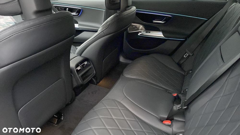 Mercedes-Benz Klasa E - 21