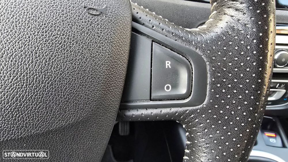 Renault Grand Scénic 1.5 dCi Bose Edition SS - 16