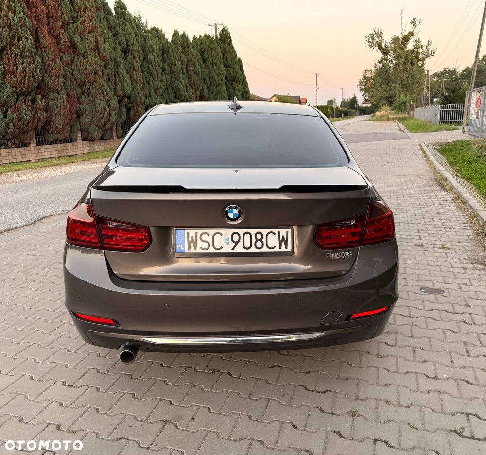 BMW Seria 3 2012 photo 5