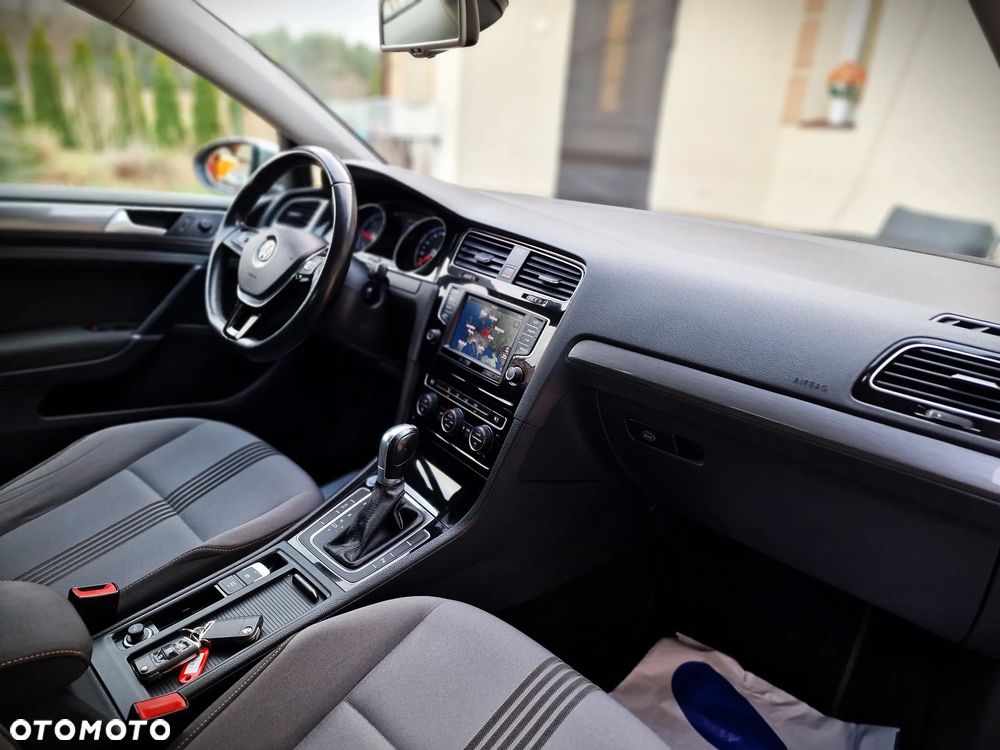 Volkswagen Golf 1.6 TDI BlueMotion Technology DSG Allstar - 26