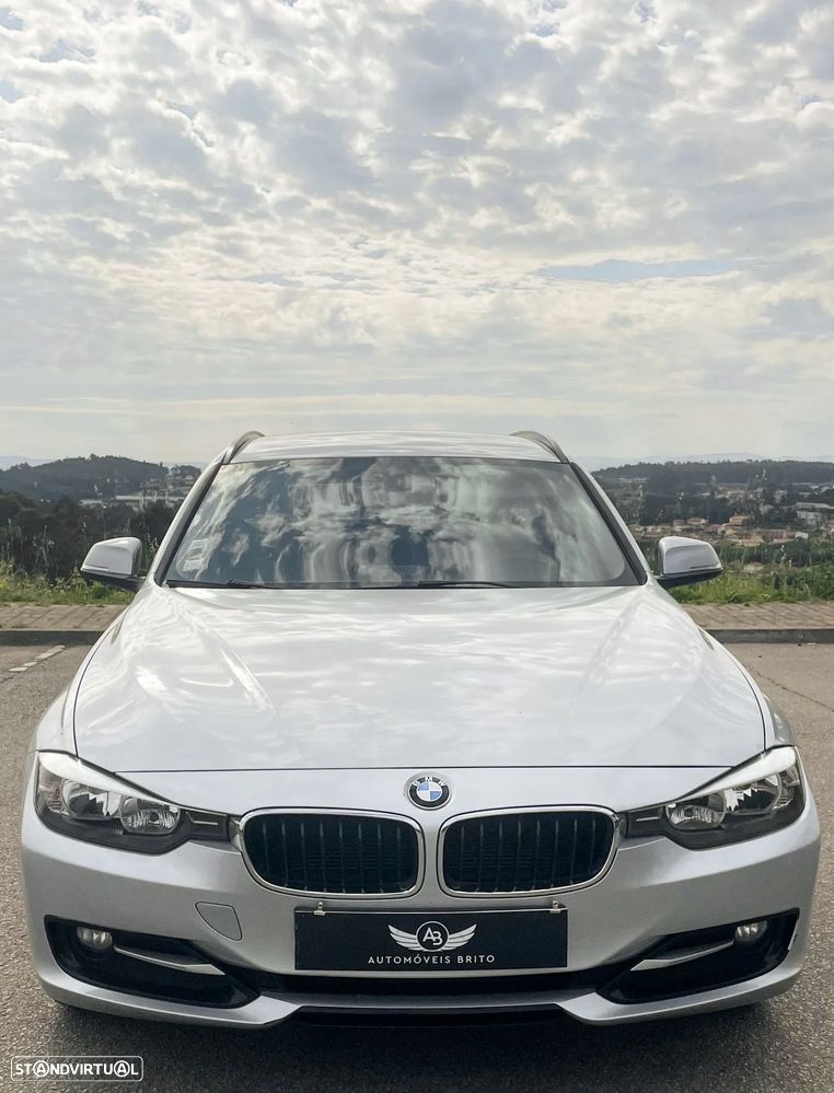 BMW 318 d xDrive Line Sport - 2