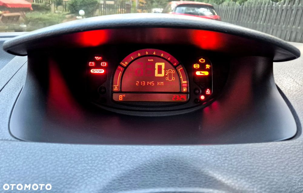 Renault Modus 1.2 Confort Privilege - 30