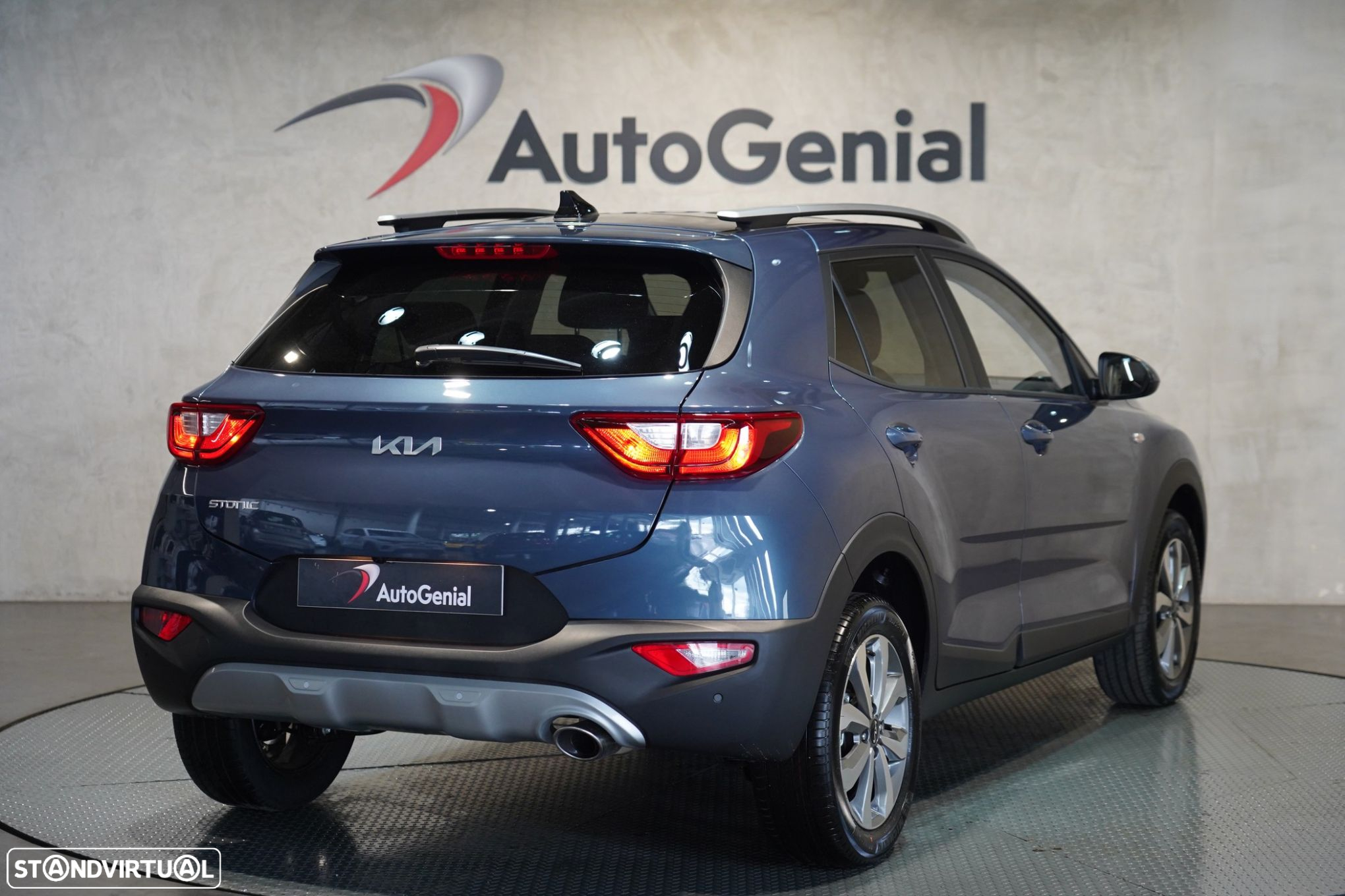 Kia Stonic 1.2 Dynamic - 2