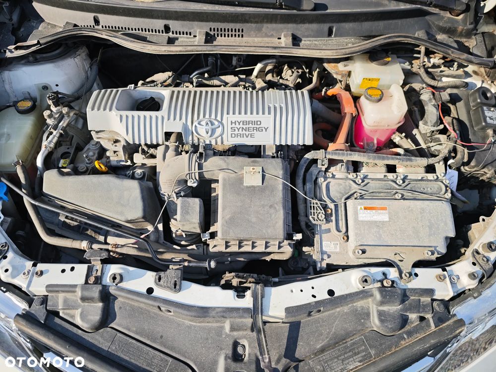 Toyota Auris 1.8 HSD Luna - 17