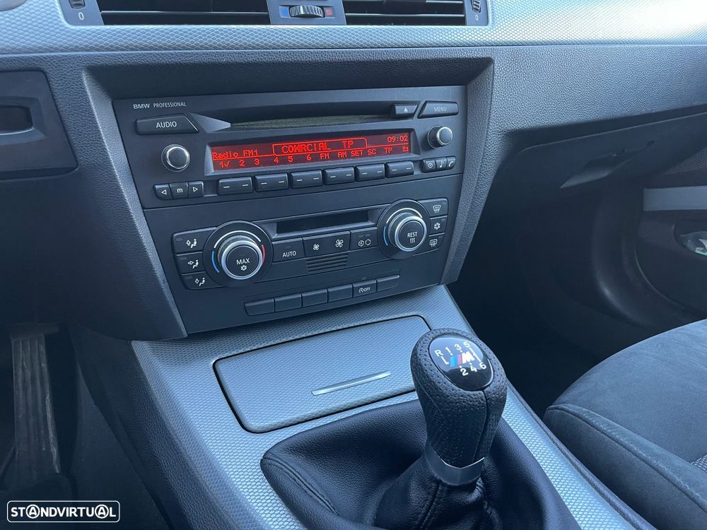 BMW 320 d Touring Sport - 11