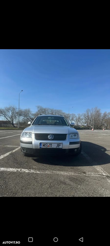 Volkswagen Passat 1.6 - 2