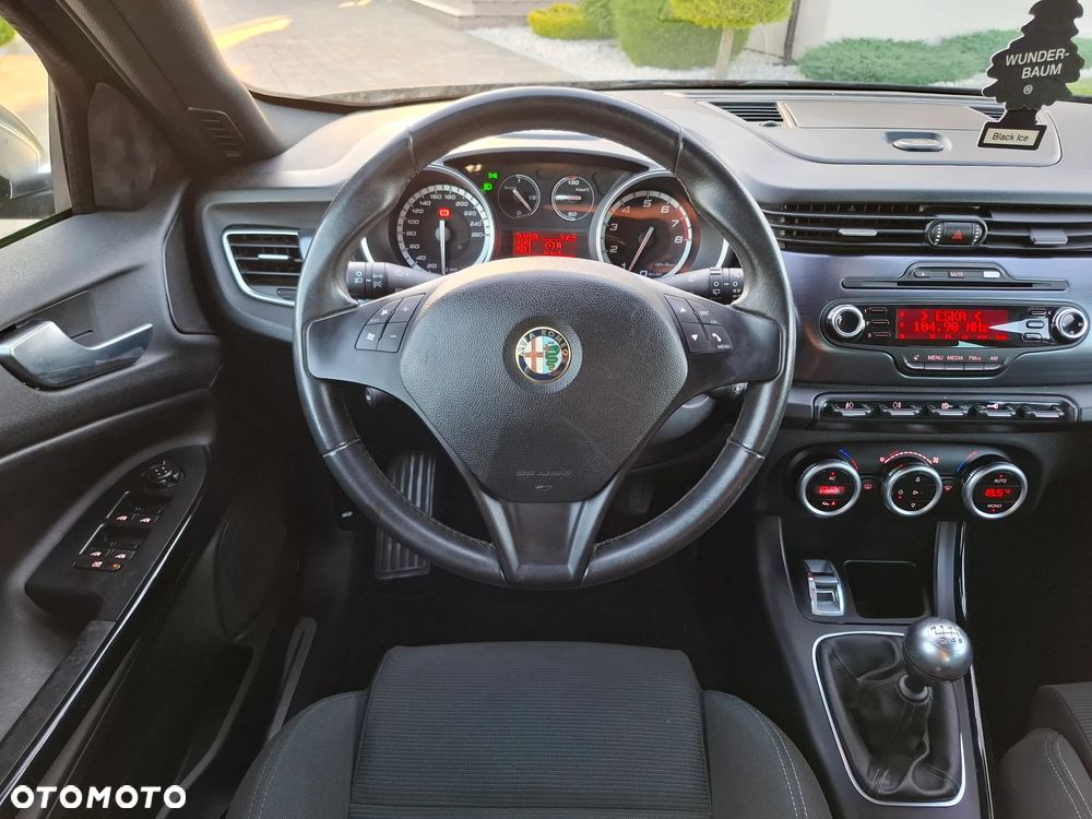 Alfa Romeo Giulietta 1.4 TB 16V Turismo - 32