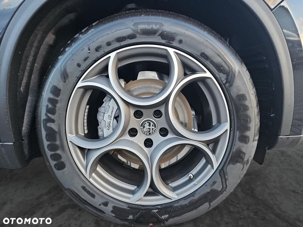 Alfa Romeo Stelvio 2.0 Turbo Sprint Q4 - 9