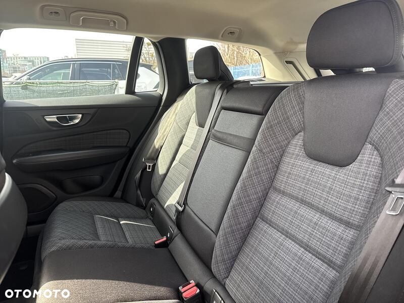 Volvo V60 B3 B Core - 16