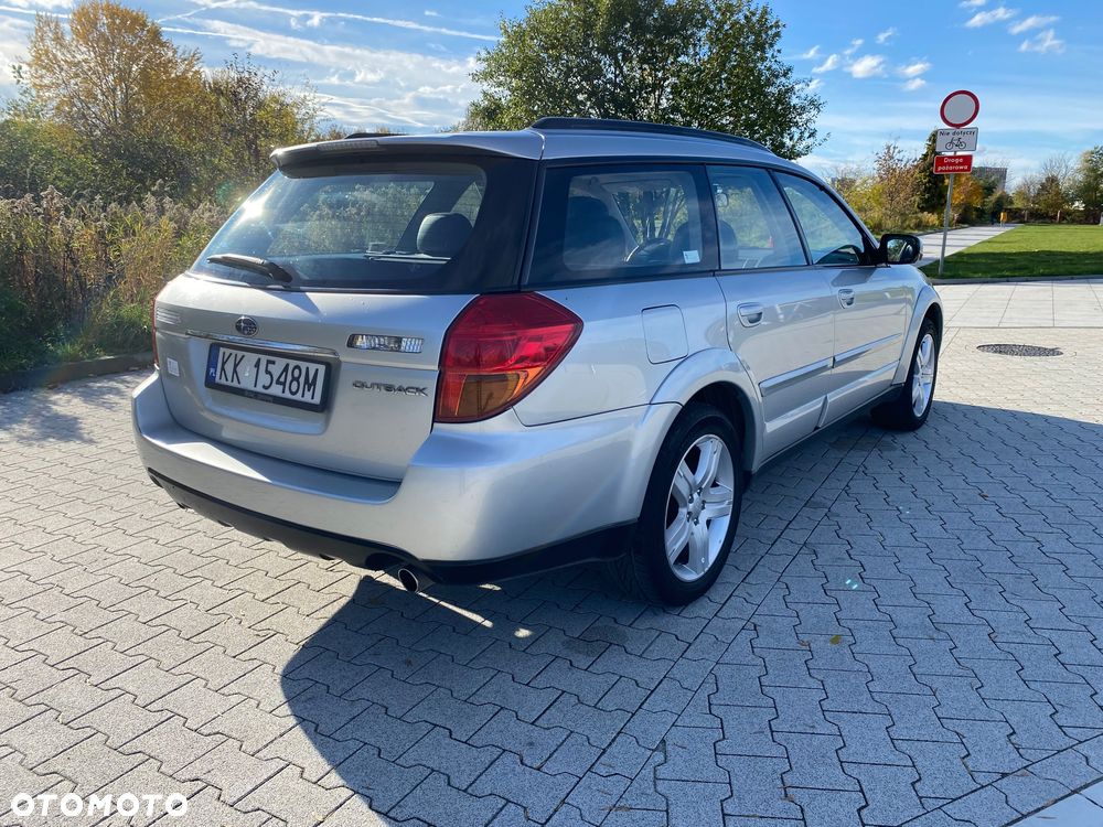 Subaru Legacy Kombi 3.0 H6 NAV - 5