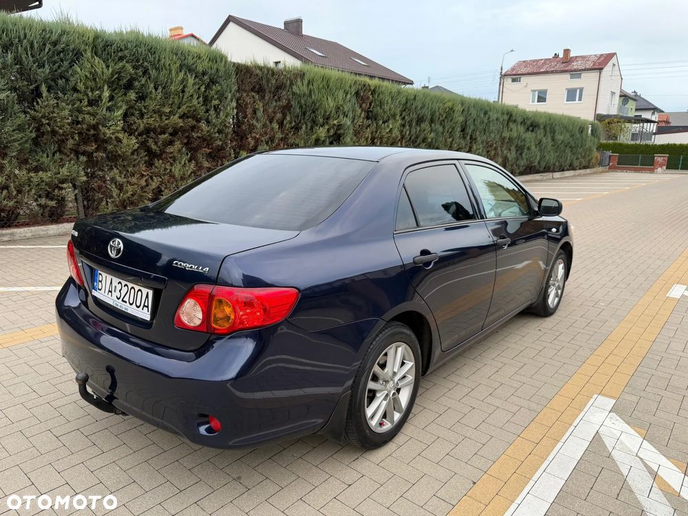 Toyota Corolla - 6