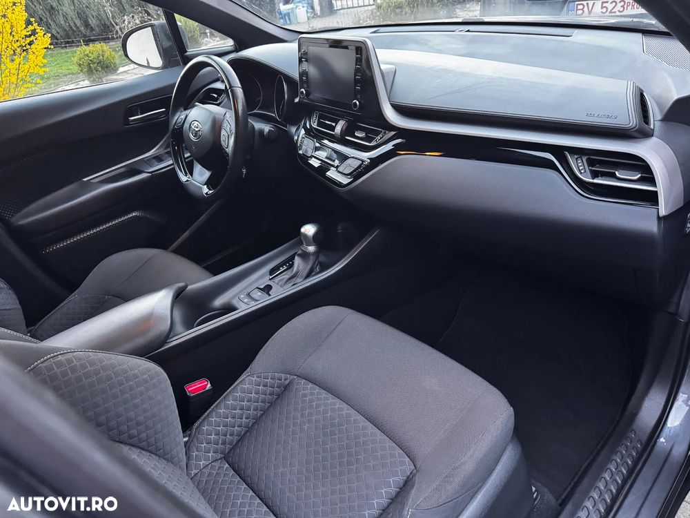 Toyota C-HR Business-Edition - 15