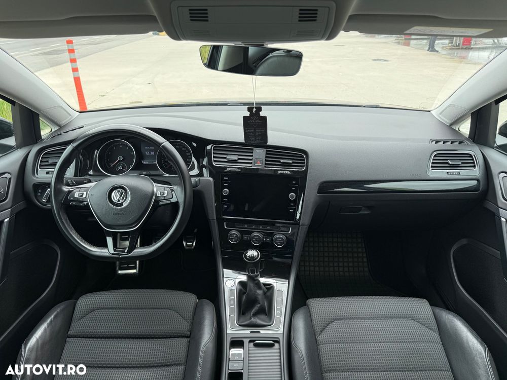 Volkswagen Golf 1.2 TSI BlueMotion Technology Allstar - 21