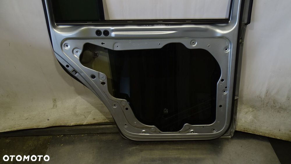 DRZWI LEWY TYŁ VOLKSWAGEN TOURAN LA7W - 9