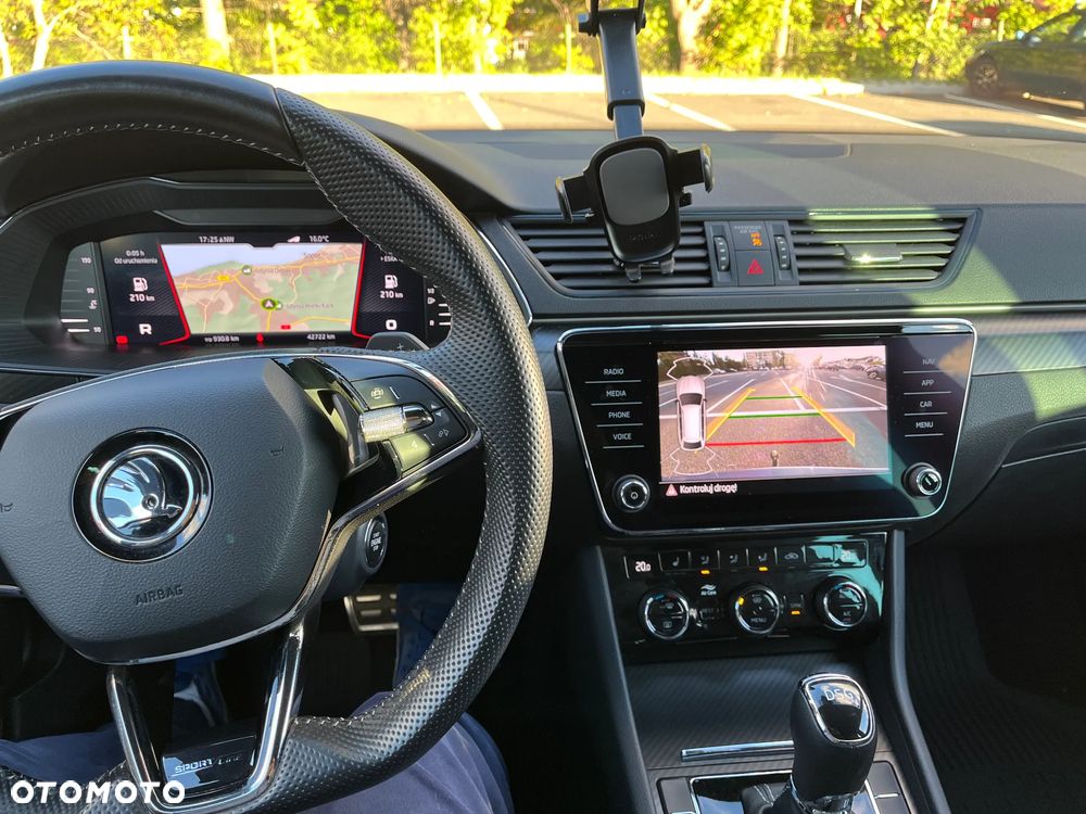 Skoda Superb III Kombi 19 - 14