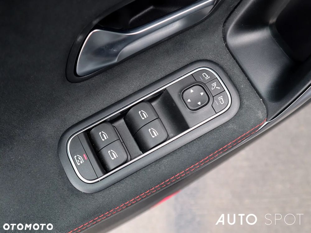 Mercedes-Benz CLA 200 AMG Line 7G-DCT - 13