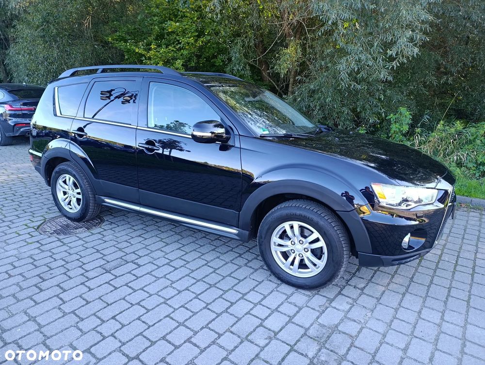 Mitsubishi Outlander 2.2 DI-D 4WD Automatik Invite - 6