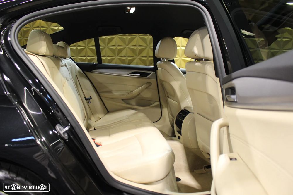 BMW 540 d xDrive Line Luxury Auto - 19