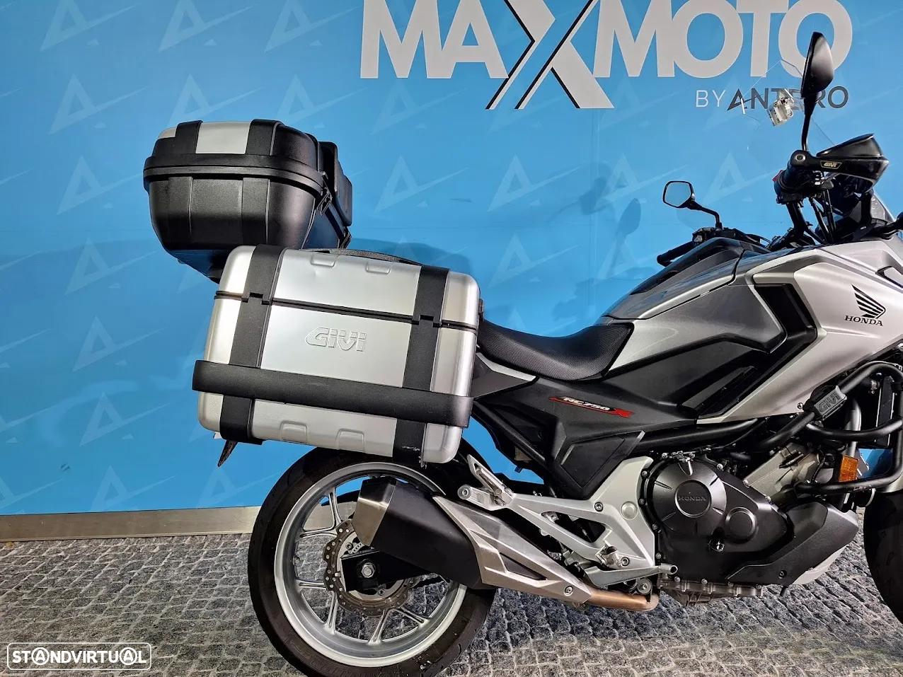 Honda NC750X - 4