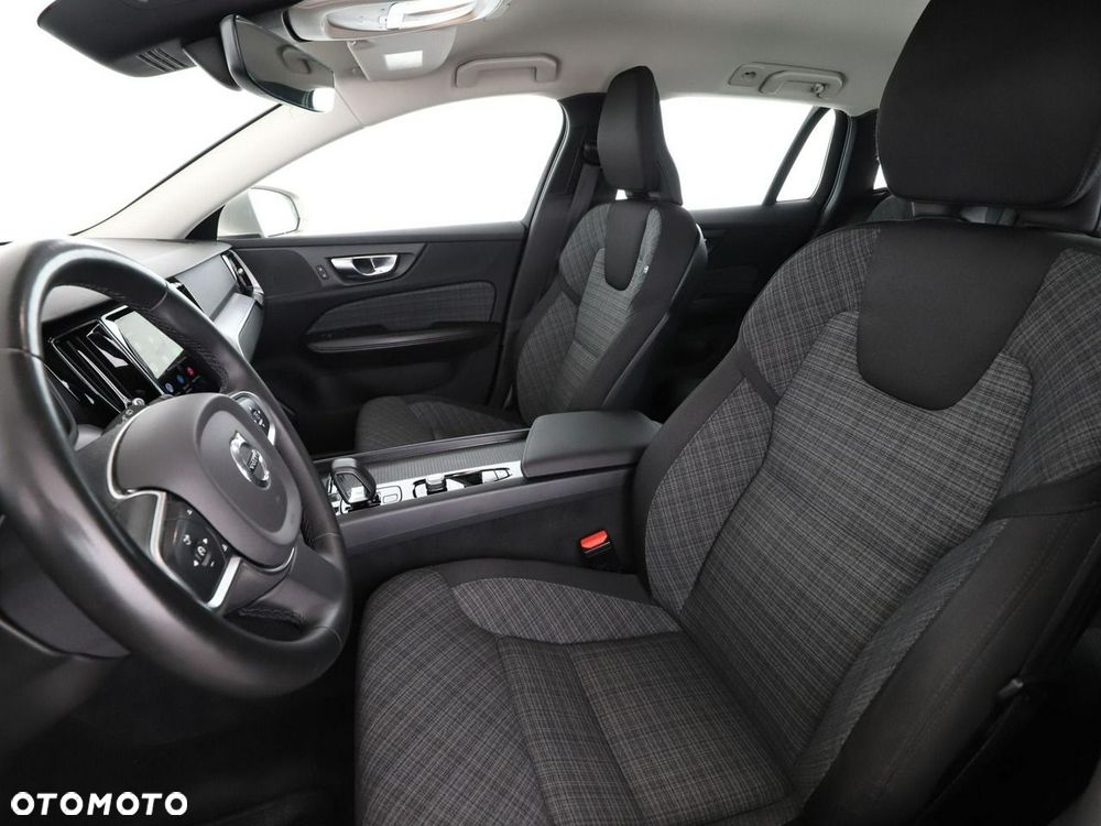 Volvo V60 B4 D Core - 14