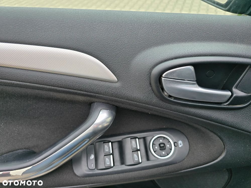 Ford Galaxy 2.0 TDCi Titanium - 24