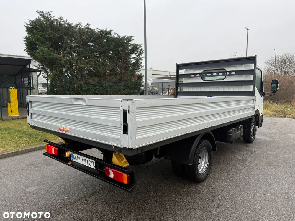 Nissan NT 400  Cabstar - 5