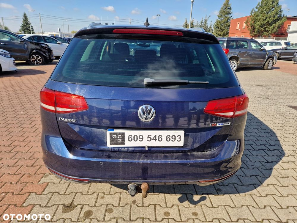 Volkswagen Passat 1.6 TDI (BlueMotion Technology) Comfortline - 3