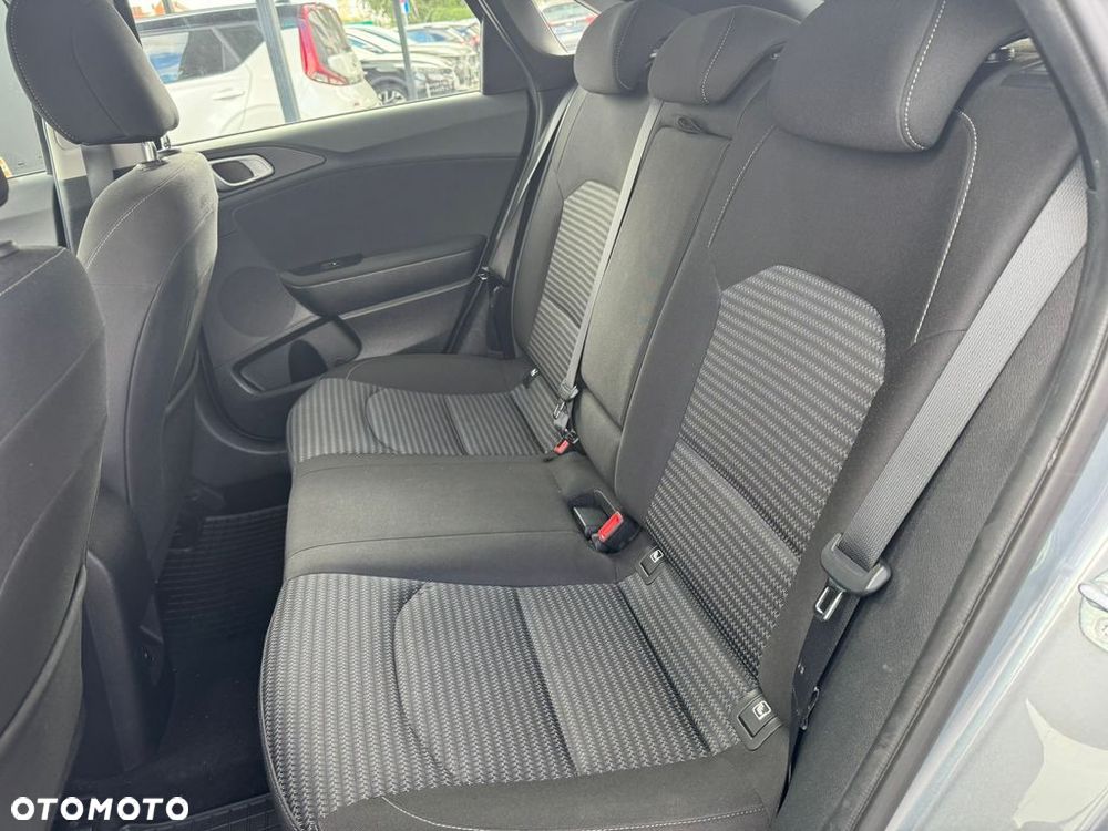 Kia Ceed 1.5 T-GDI M DCT - 20
