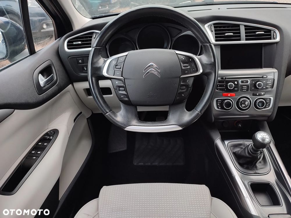 Citroën C4 PureTech 130 Stop & Start Exclusive - 28