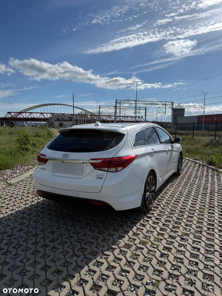 Hyundai i40 1.7 CRDi BlueDrive Premium DCT - 4