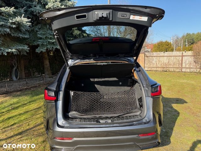 Lexus NX 450h+ Omotenashi AWD - 4