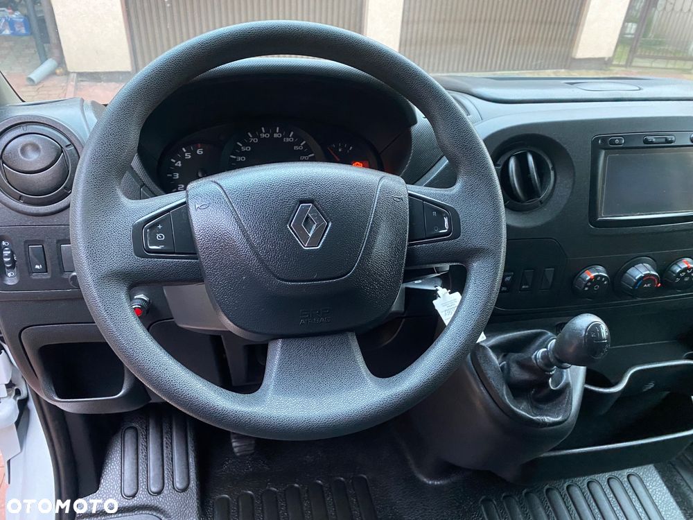 Renault Master L2 H2 warsztat mobilny zasilanie 230V - 22