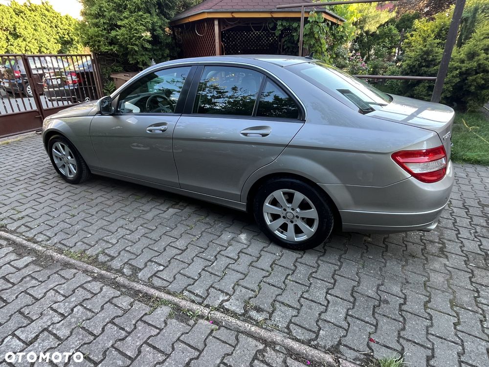 Mercedes-Benz Klasa C 220 CDI DPF Elegance - 2