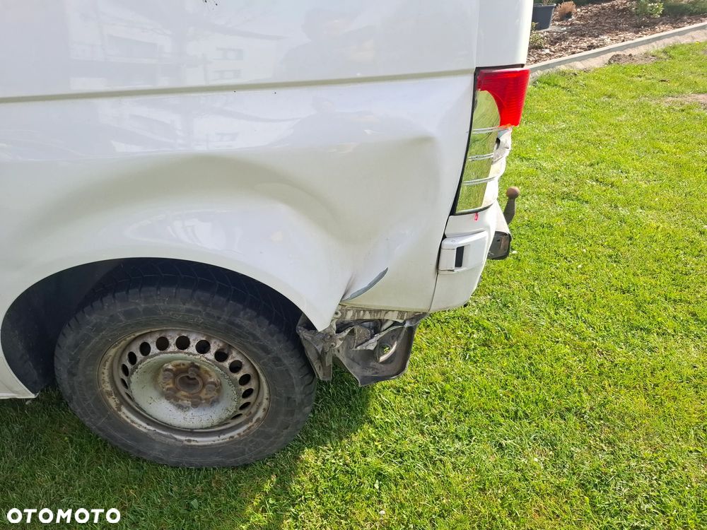 Volkswagen Transporter - 4