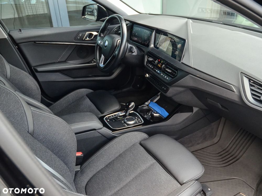 BMW Seria 1 118d Sport Line - 29