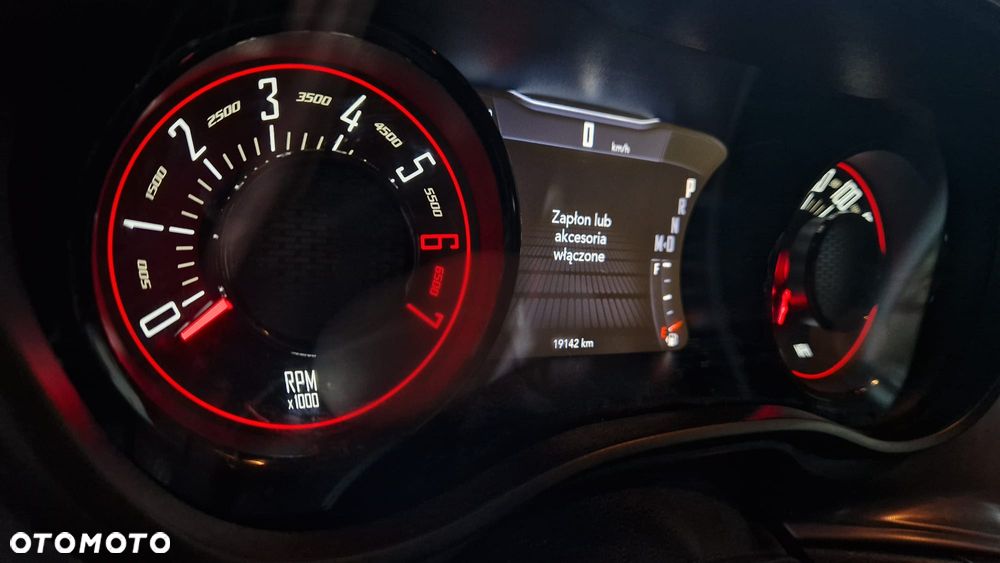 Dodge Challenger 5.7 R/T - 22