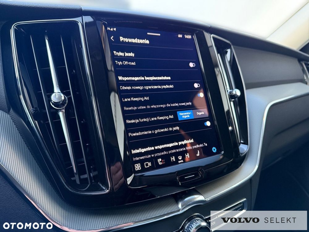 Volvo XC 60 - 24
