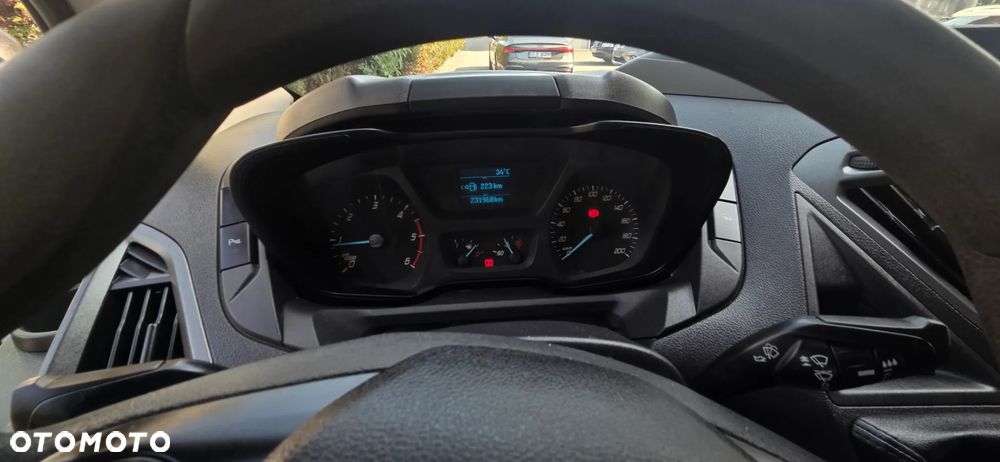 Ford TRANSIT  CUSTOM - 24