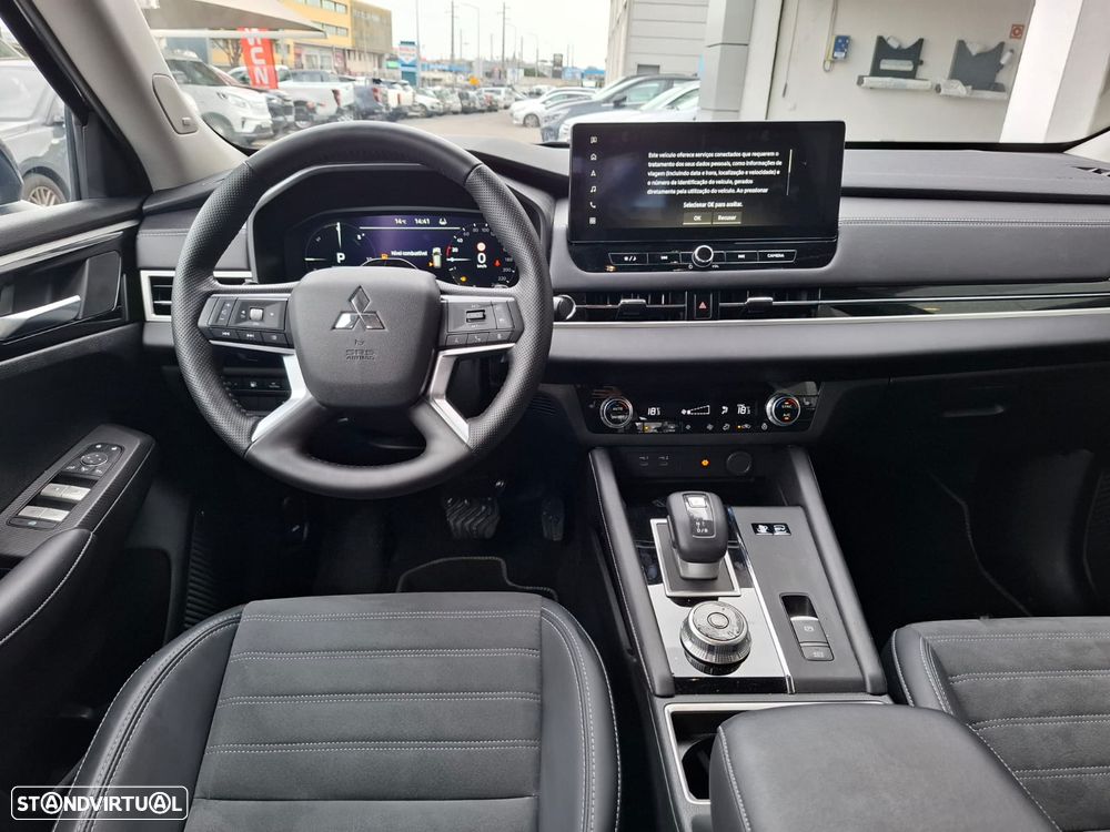 Mitsubishi Outlander 2.4 PHEV Intense - 9