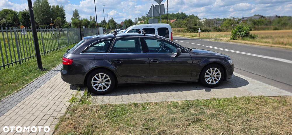 Audi A4 Avant 2.0 TDI DPF multitronic Ambiente - 9