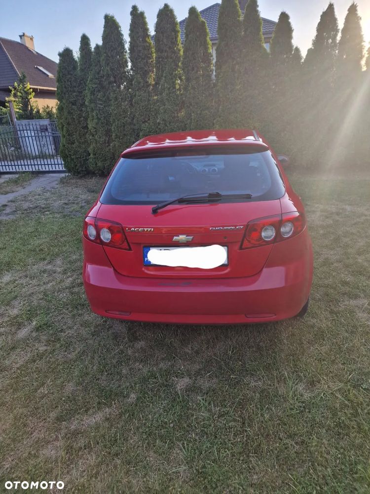Chevrolet Lacetti - 1