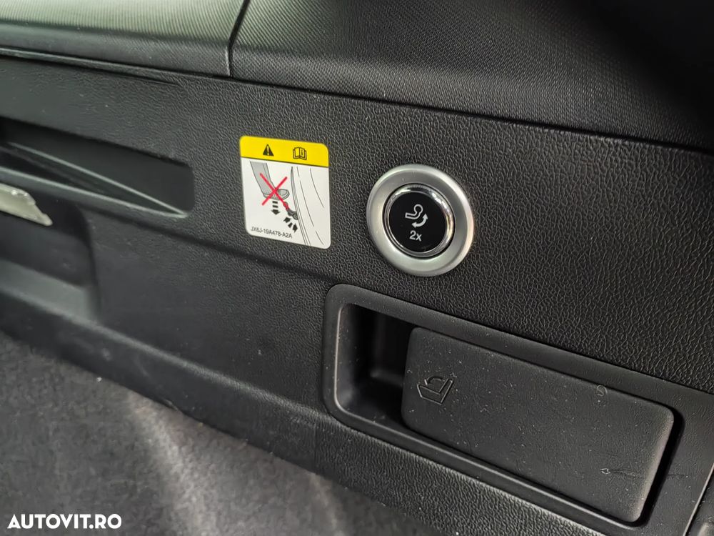 Ford Focus 1.5 EcoBlue Start-Stopp-System Aut. TITANIUM DESIGN - 25