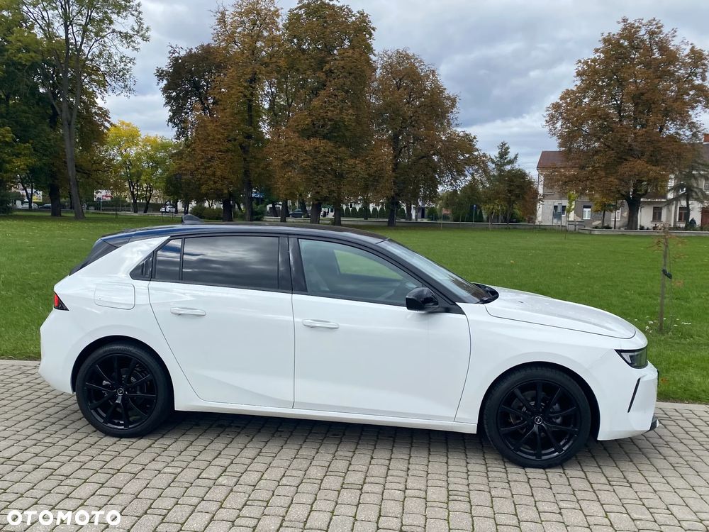 Opel Astra VI 1.2 T Business Edition S&S - 4