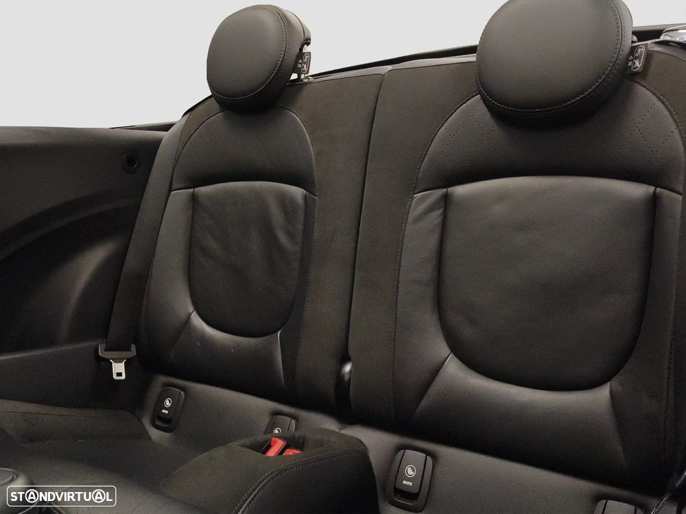 MINI Cabrio Cooper S - 21