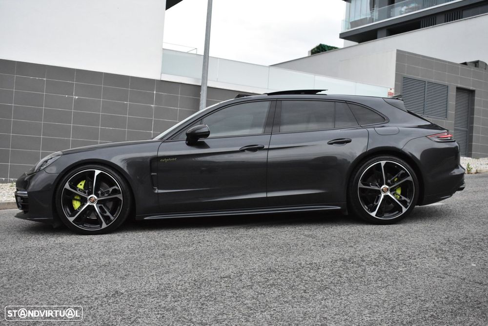 Porsche Panamera Sport Turismo - 4