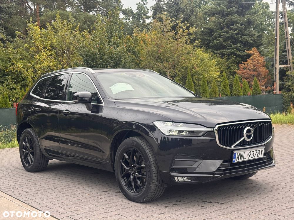 Volvo XC 60 B4 D AWD Geartronic Momentum Pro - 2
