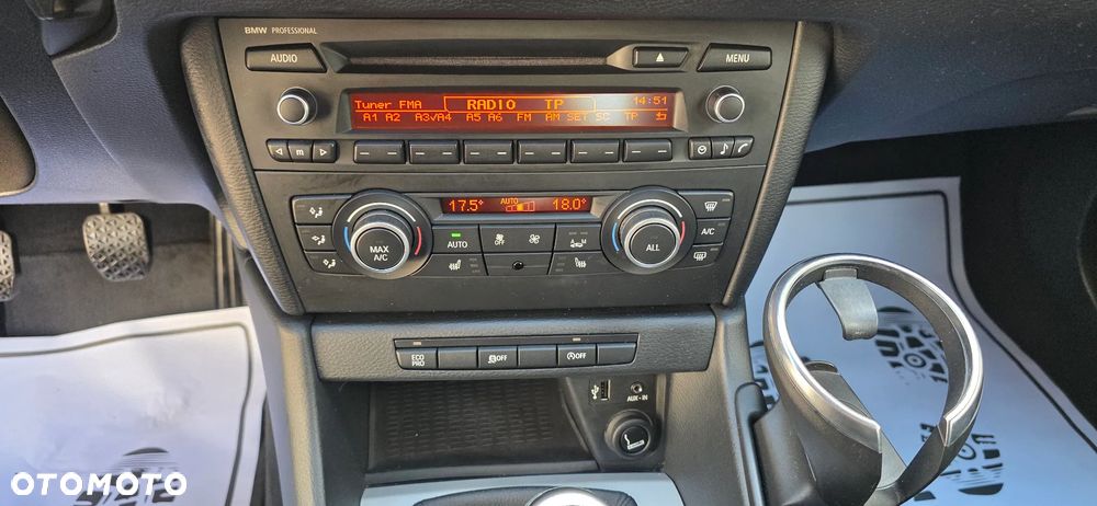 BMW X1 sDrive18d Sport Line - 34