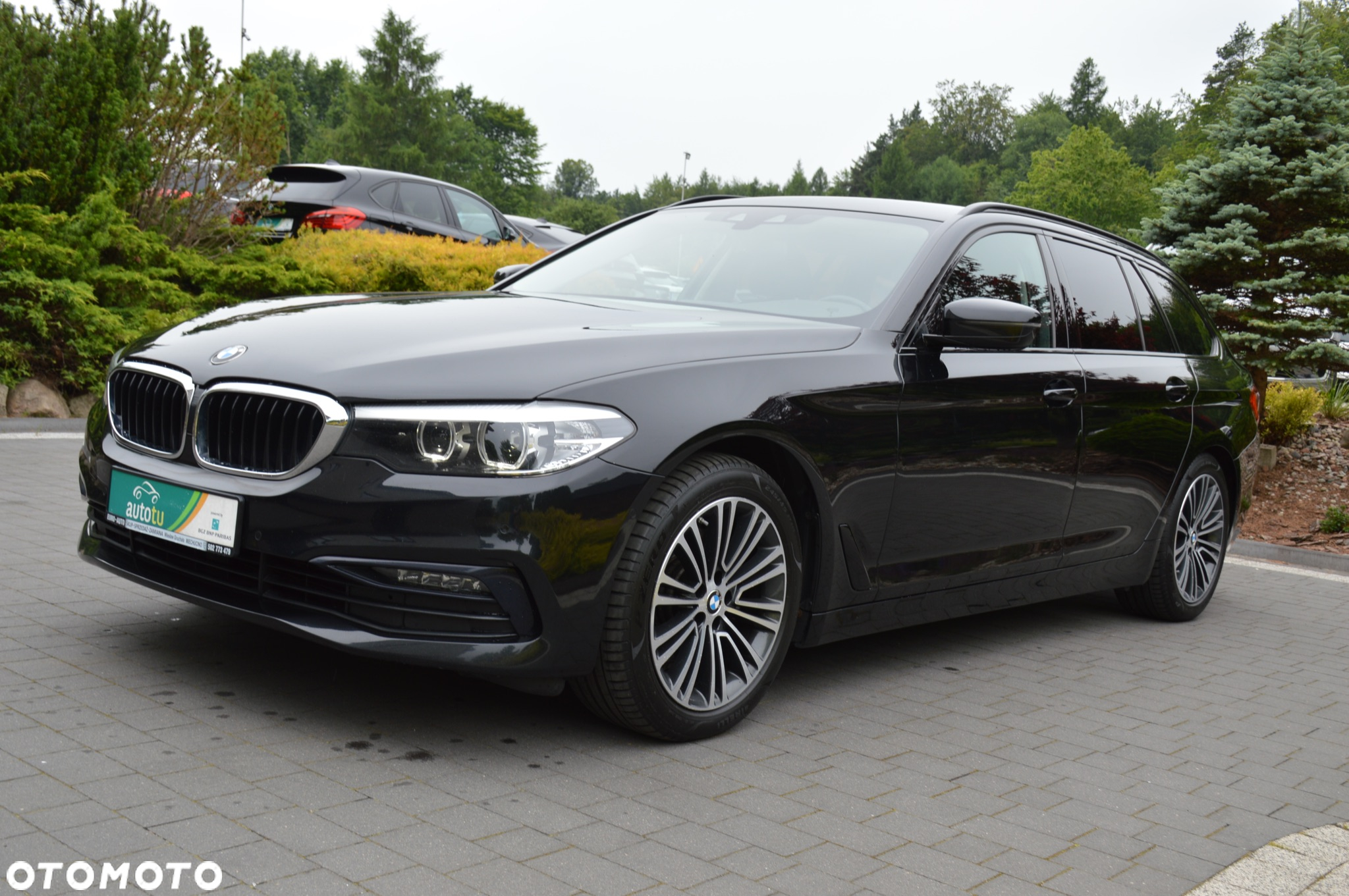 BMW Seria 5 520d xDrive Sport Line sport - 2