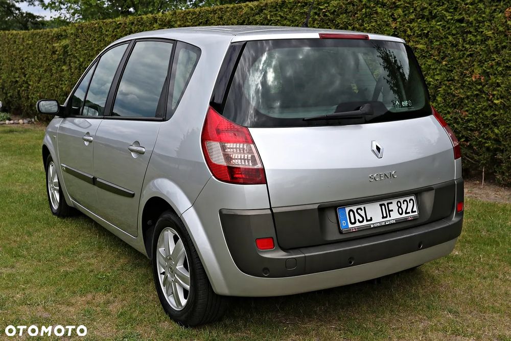 Renault Scenic - 18