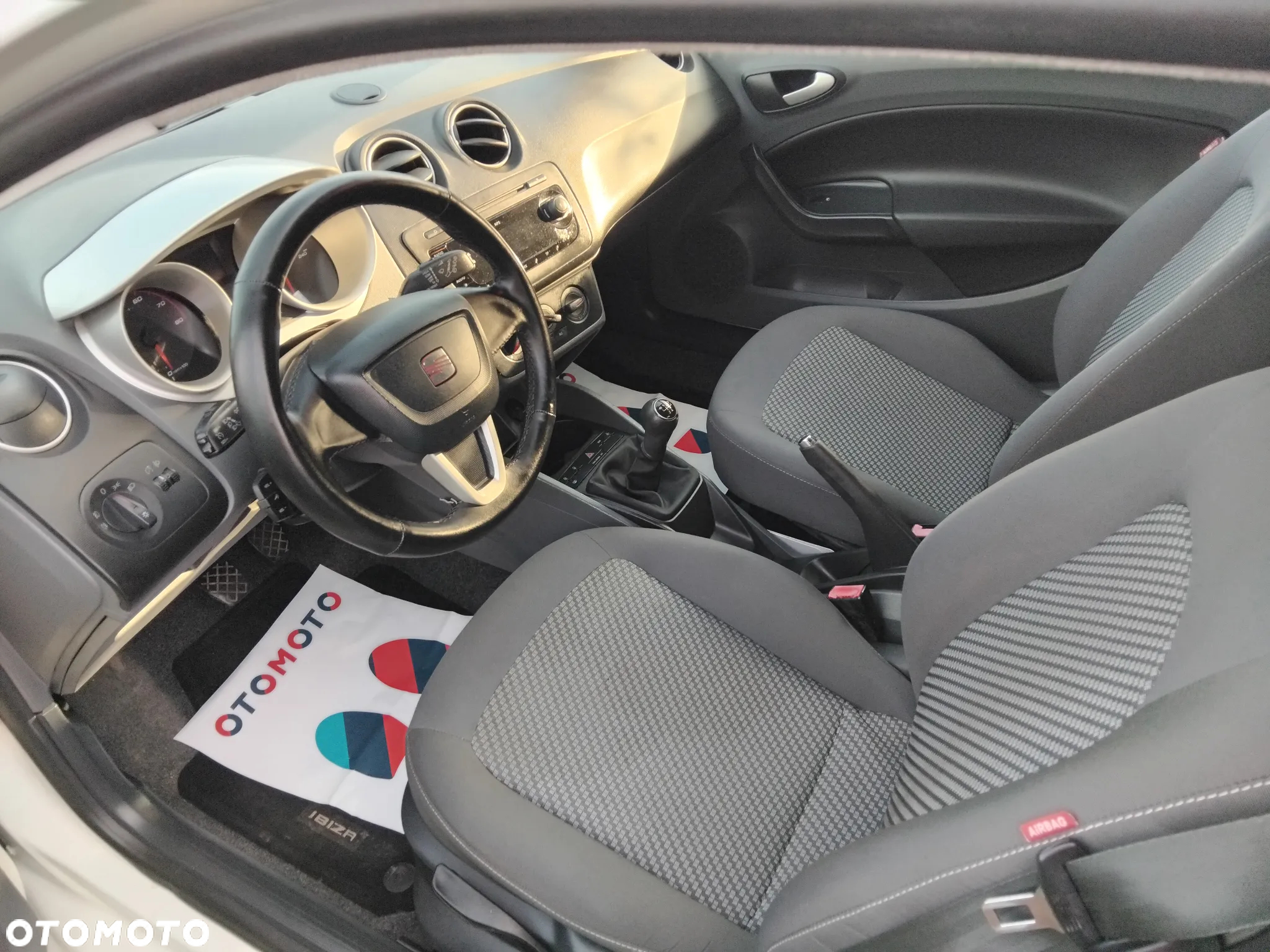 Seat Ibiza 1.4 16V Sport - 27
